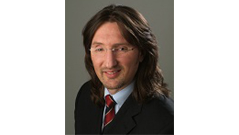 Dr. Uwe Greif